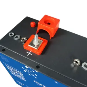 BATTERIE ULTIMATRON LIFEPO4 ULM-12-200H 12,8V 200AH BLUETOOTH SMART BMS – Image 2